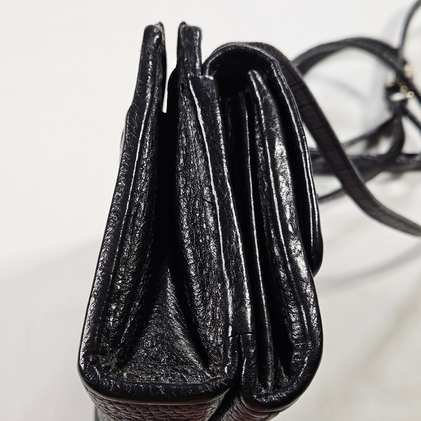 Vintage Brighton crossbody bag, pebbled leather with floral interior