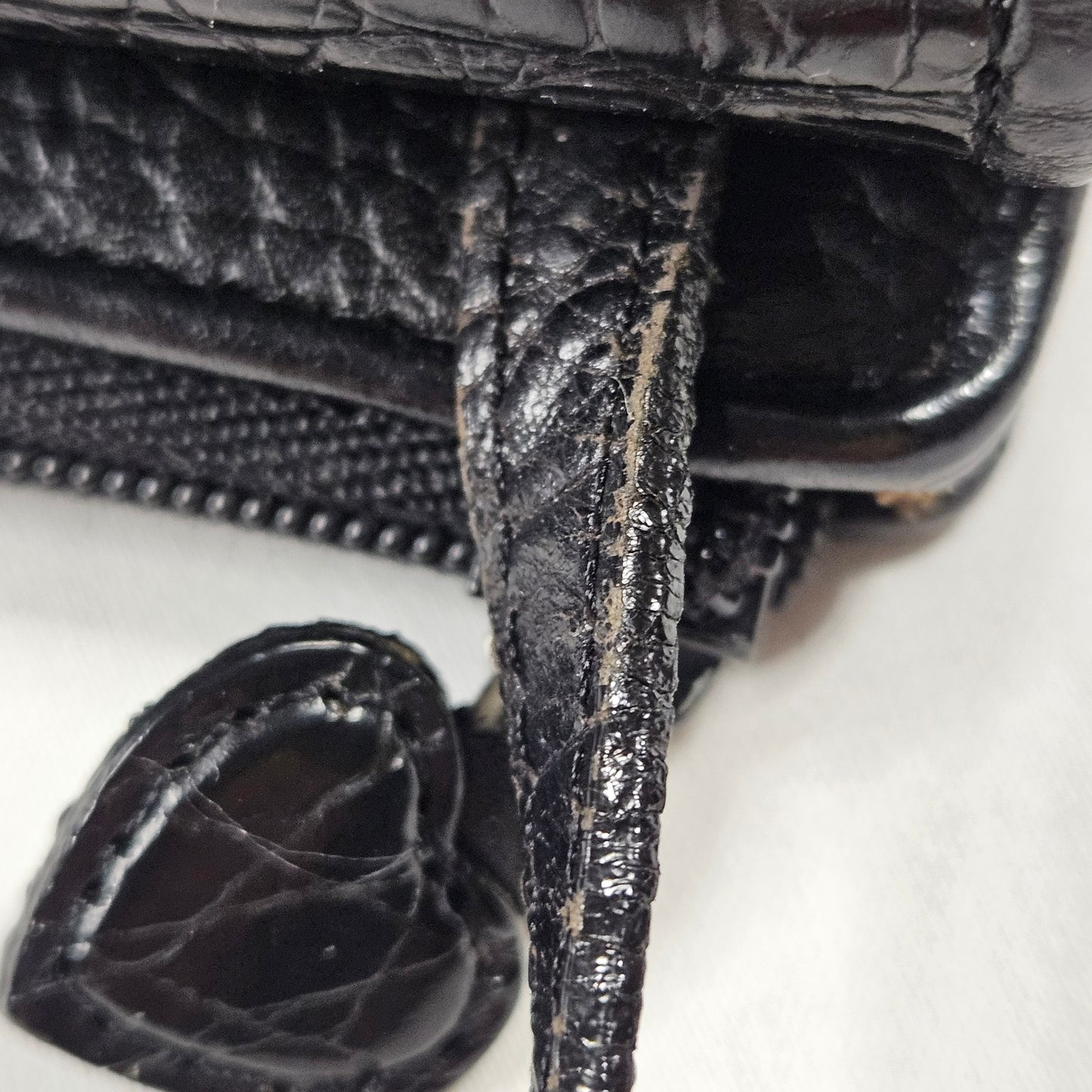 Vintage Brighton crossbody bag, pebbled leather with floral interior