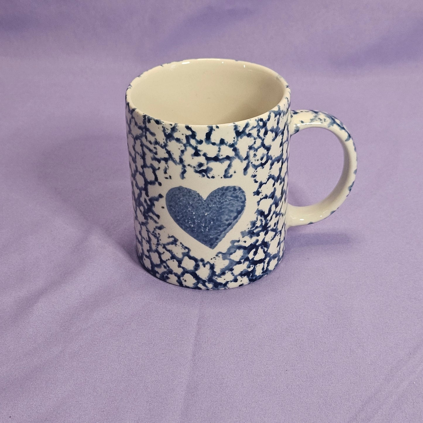 Gibson blue spongeware ceramic cup with heart motif
