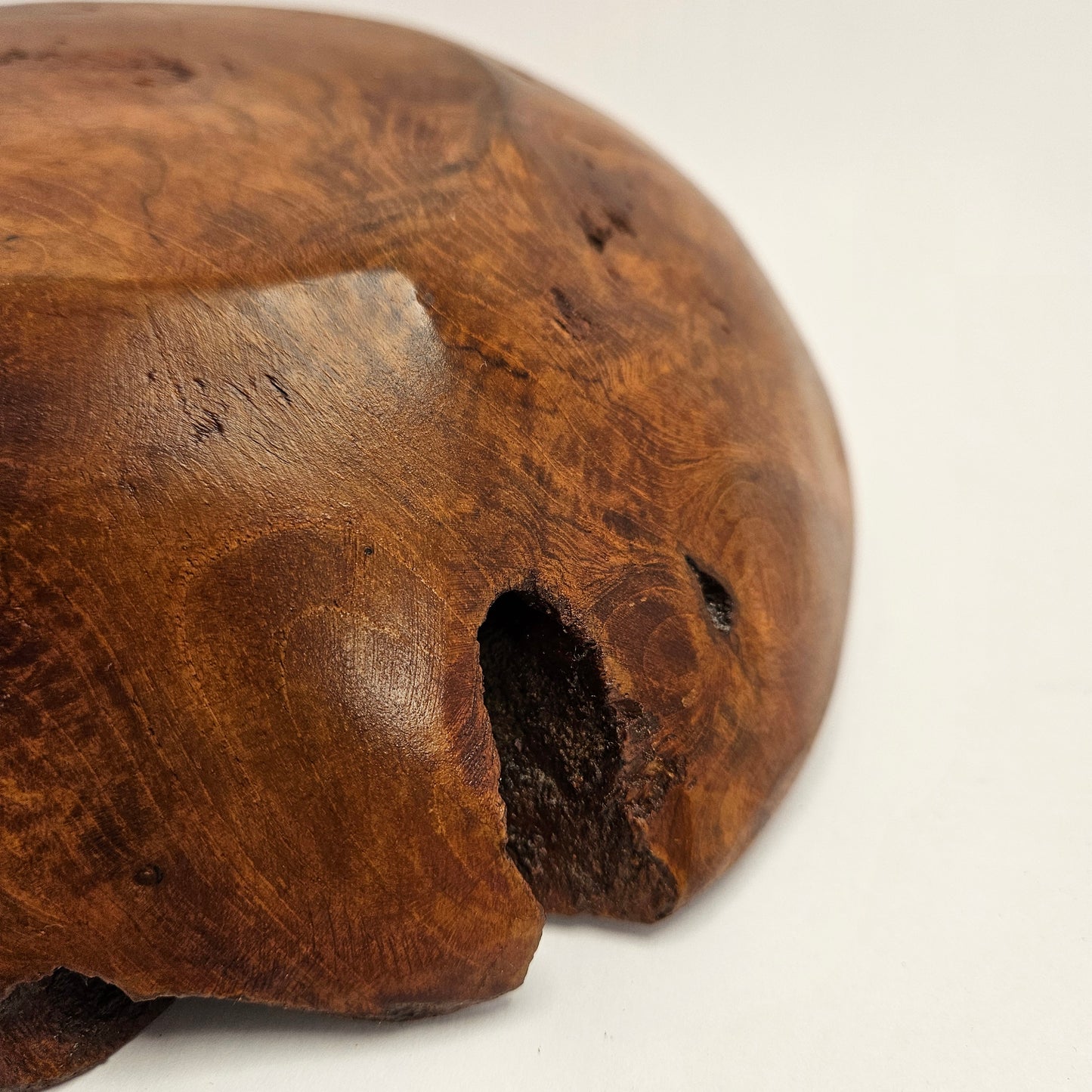 Vintage British Gardens teak decorative bowl, 10 x 11 x 3 inch