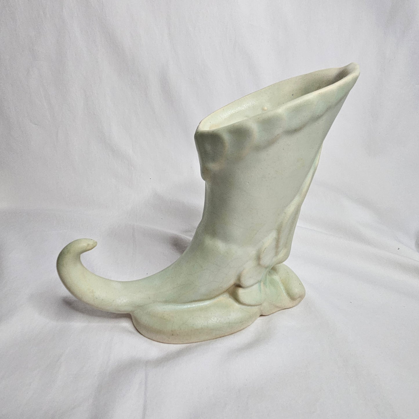 Vintage Niloak Cornucopia vase, 7" tall,