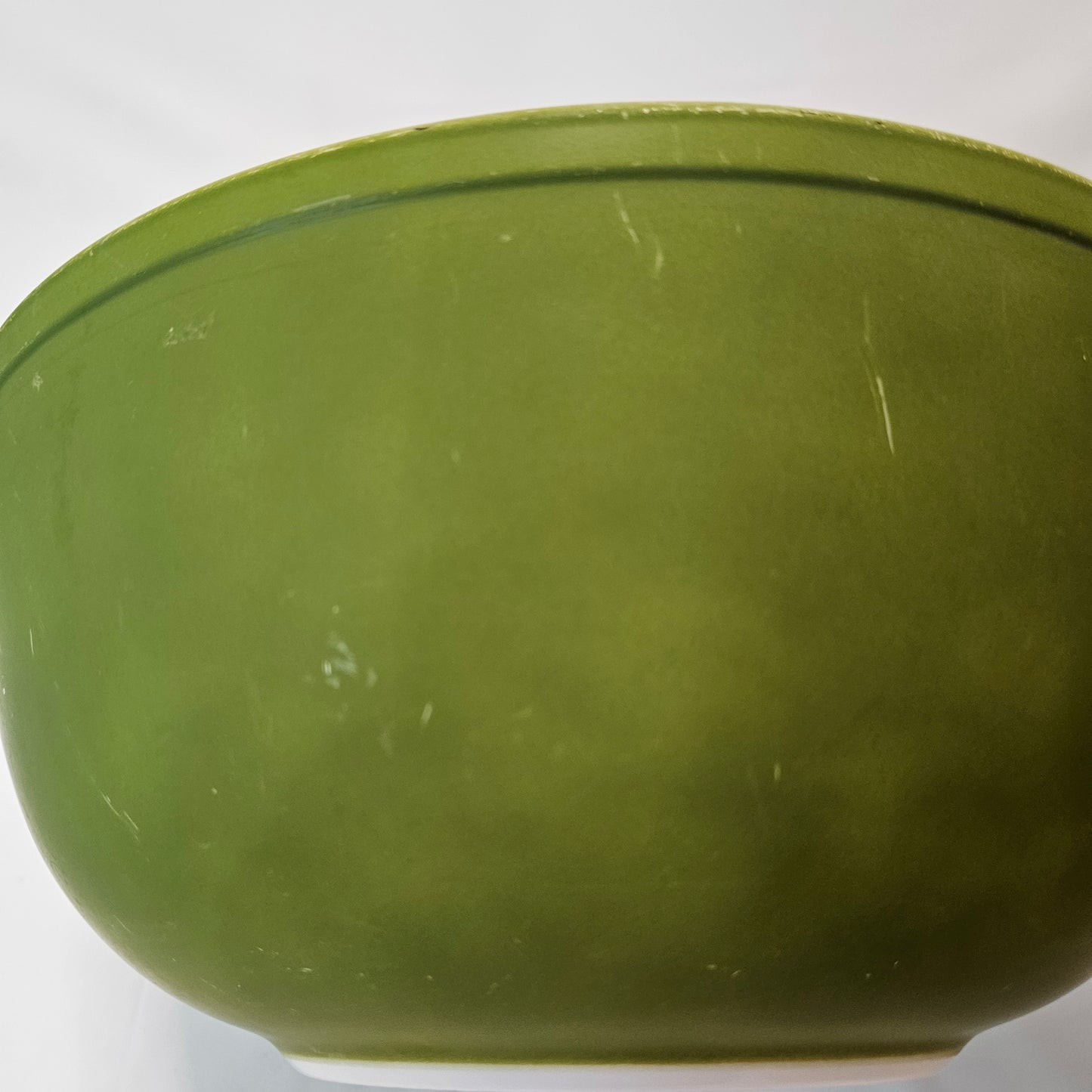 Vintage Pyrex 404, Verde 4 Quart mixing bowl