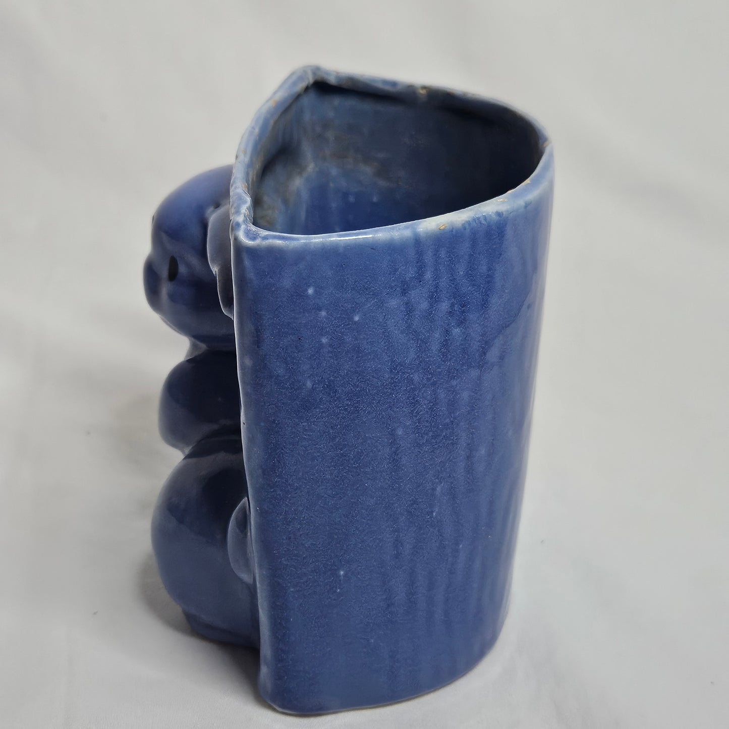 Vintage Niloak Bunny planter, Ozark Blue with painted eyes