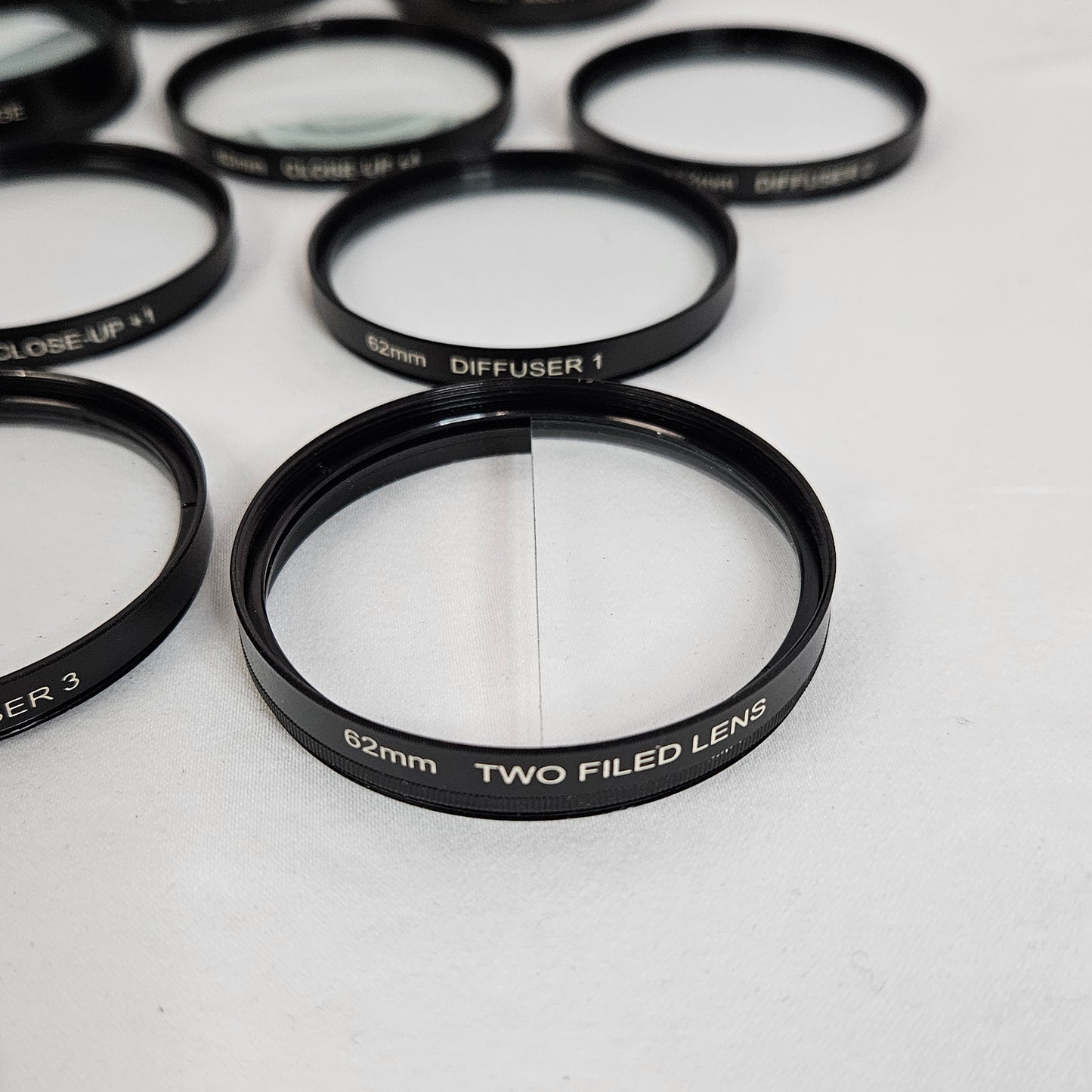 62mm Lens Filter Set, 22 filters included