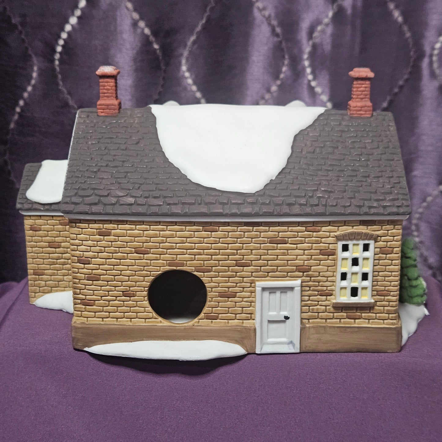 Stoney Brook Town Hall, Department 56 New England Village Series, #5844-8