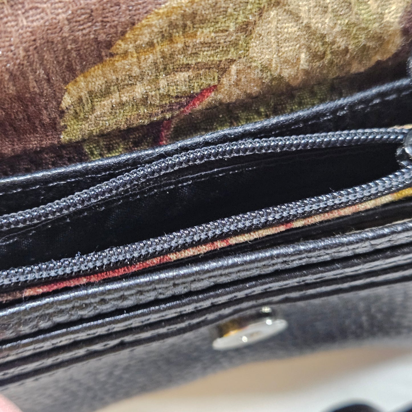 Vintage Brighton crossbody bag, pebbled leather with floral interior