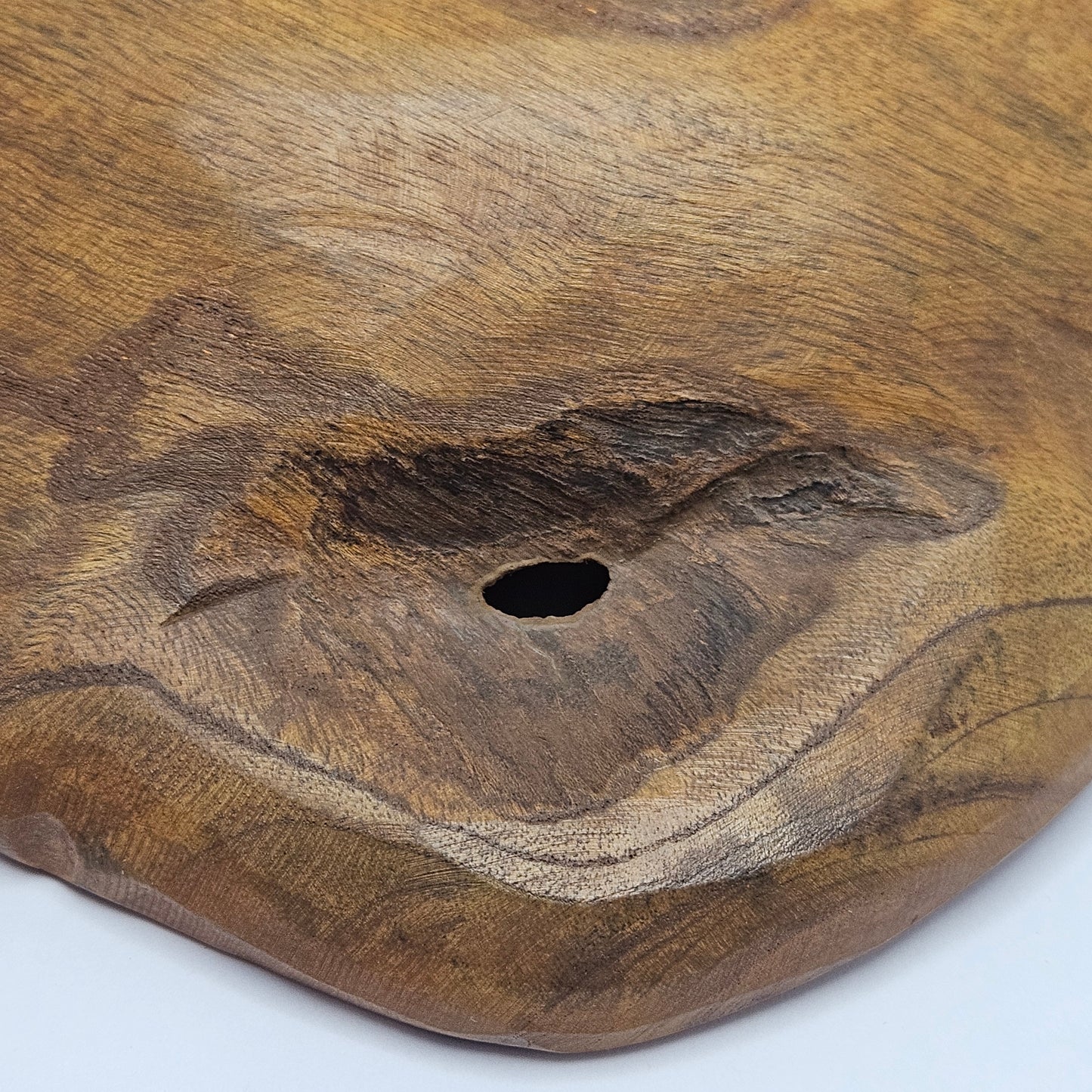 Vintage British Gardens teak bowl, 11 x 9 x 2 inch shallow bowl