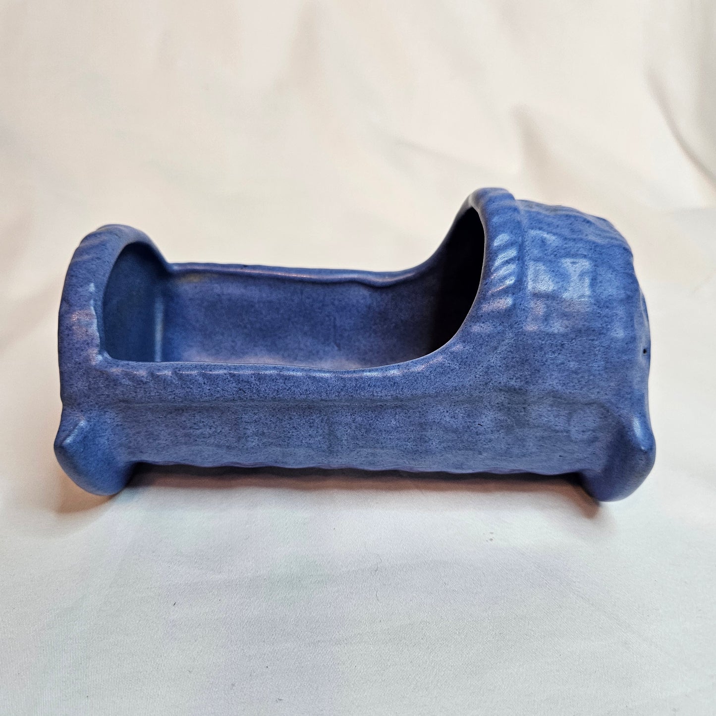 Vintage Niloak Pottery Cradle in Ozark Blue