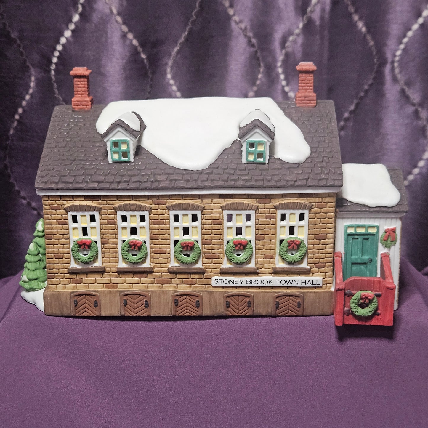 Stoney Brook Town Hall, Department 56 New England Village Series, #5844-8