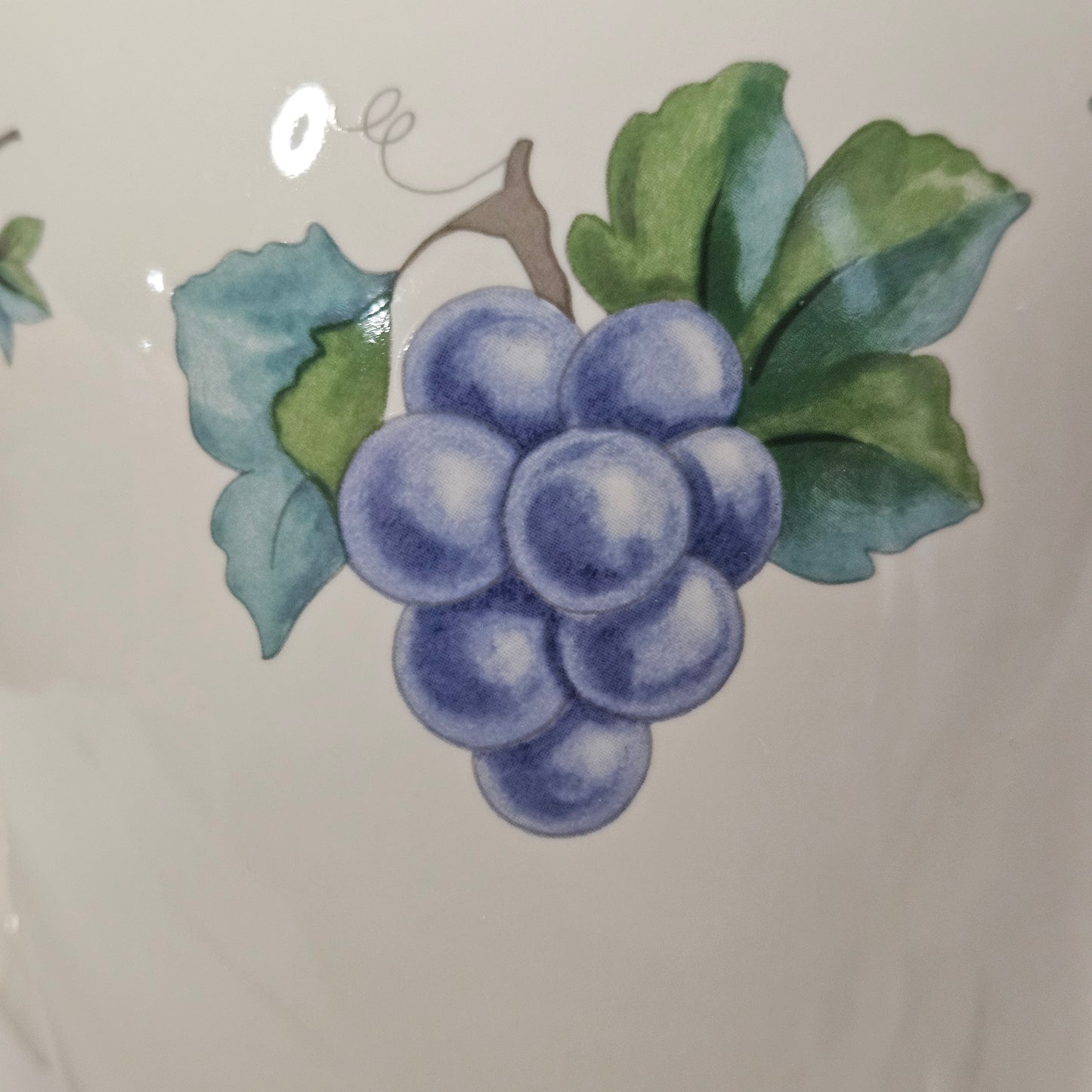 Pfaltzgraff Sunbury Grove Coffee Pot with lid