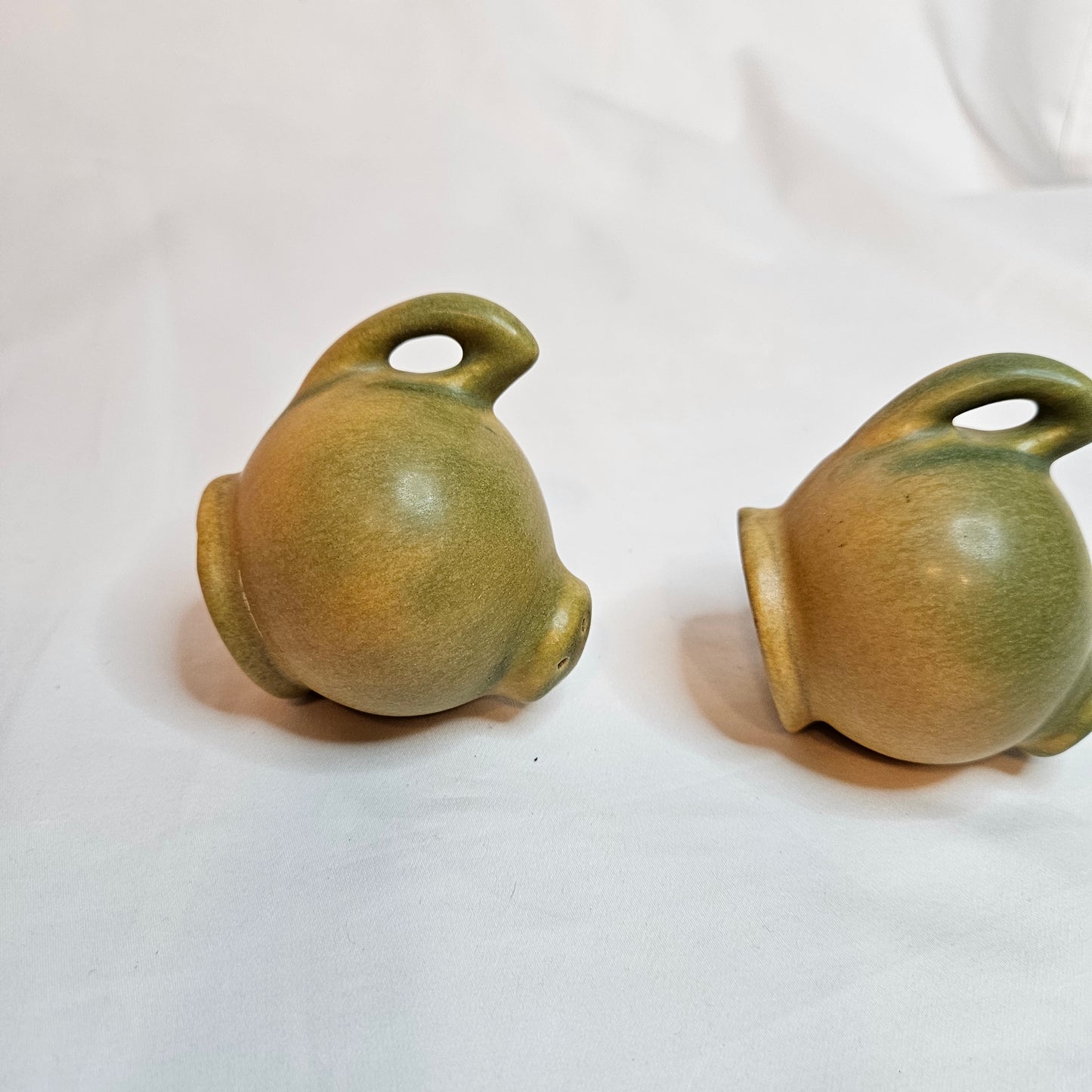 Niloak Pottery, vintage round salt and pepper shakers,  1940s