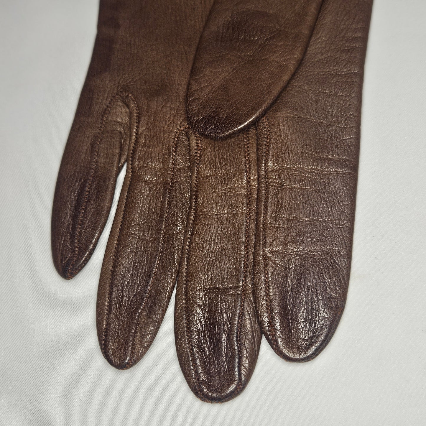 Vintage women's fur trimmed brown leather gloves