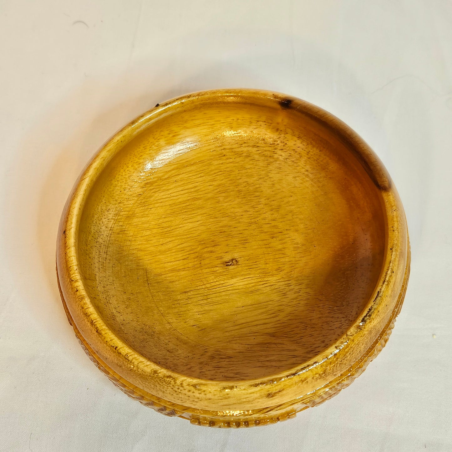 Carved wood Hawaii bowl