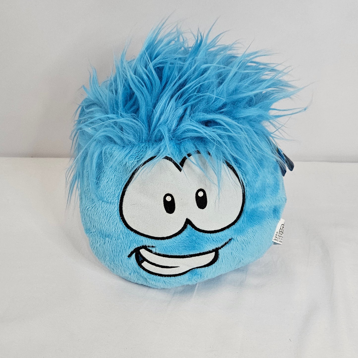 Club Penguin Puffle, Jumbo 10", Series 4 Blue Puffle from 2011, with tag