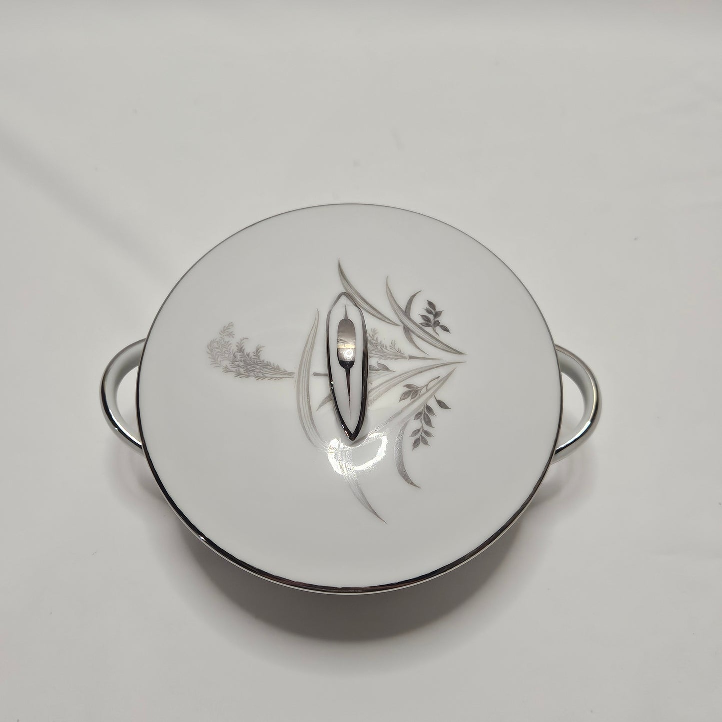 Wentworth China Silver Wheat sugar bowl and cream pitcher set