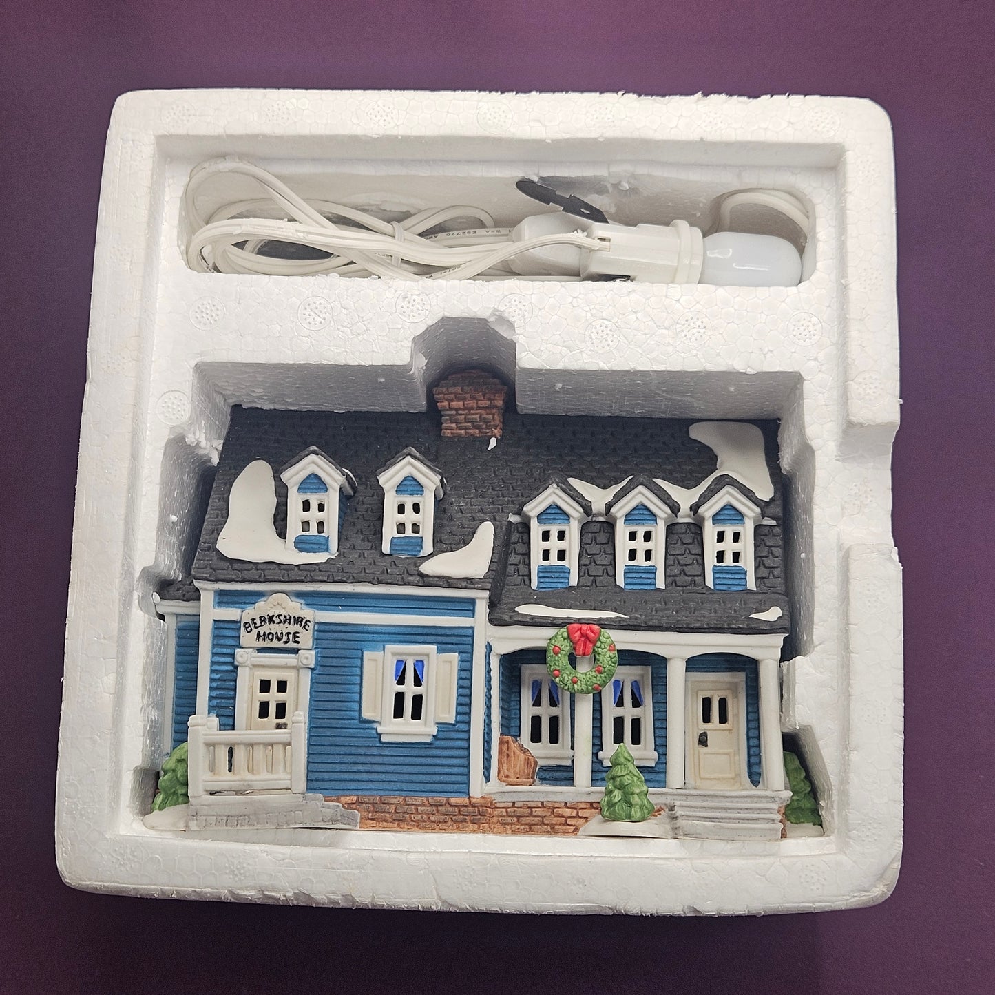 Department 56, Berkshire House, New England Village Series,original  blue, 5942-0