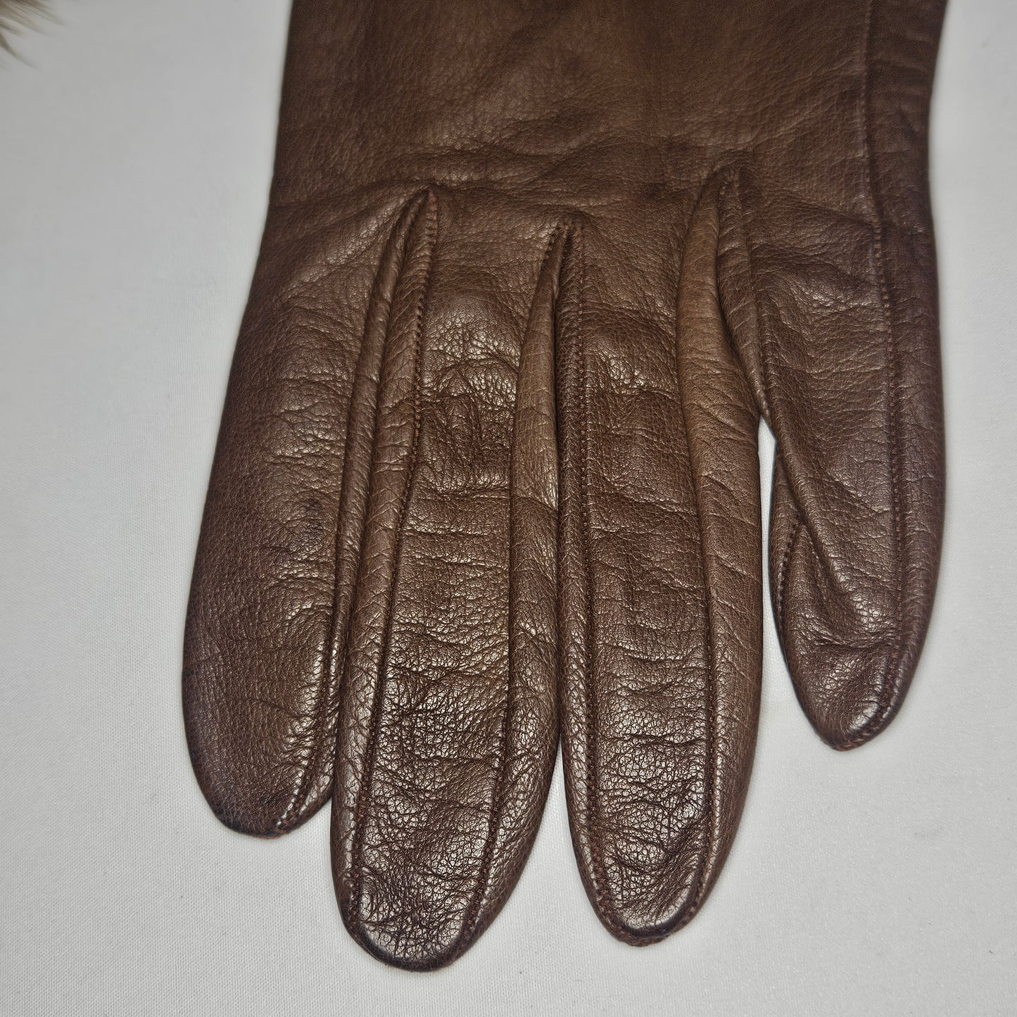Vintage women's fur trimmed brown leather gloves