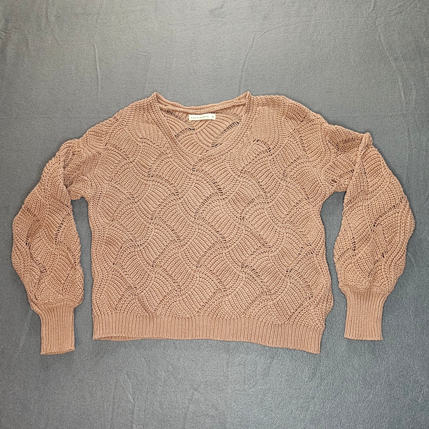 Moon & Madison long sleeve, scoop neck, open weave sweater, XS
