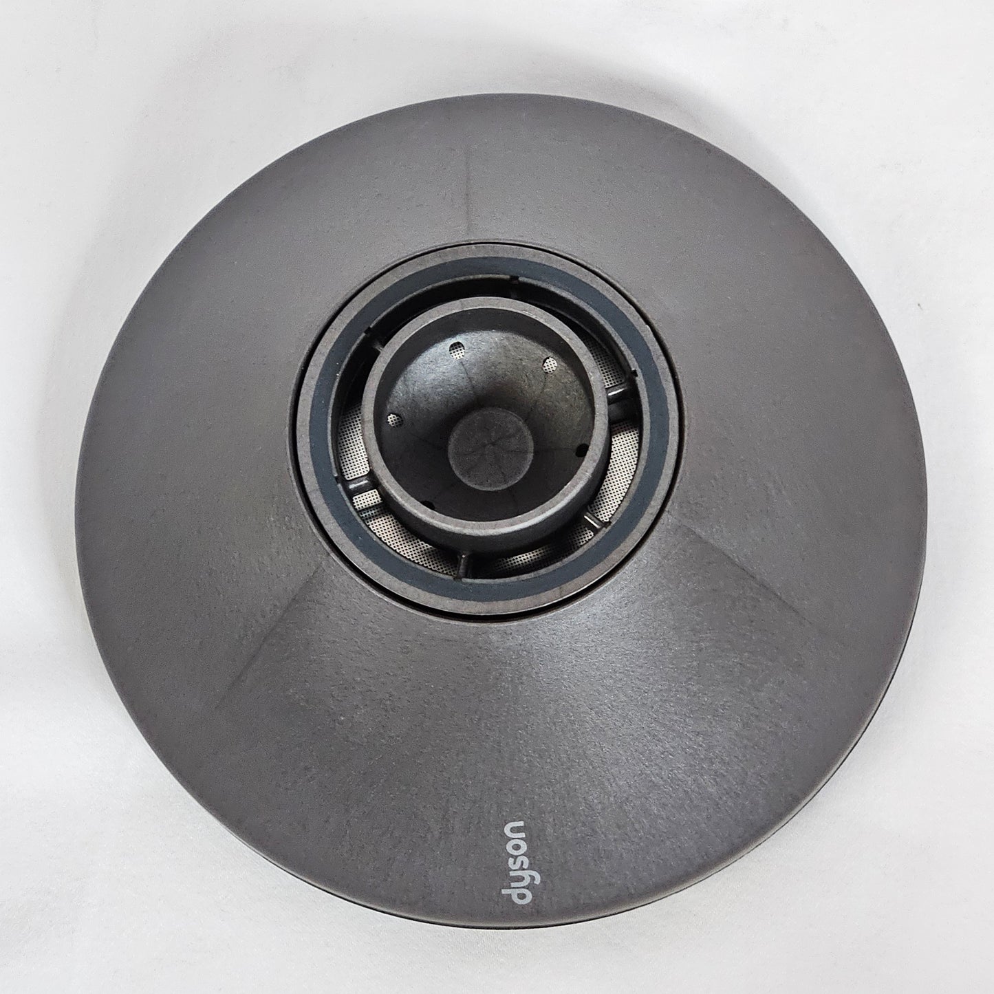 Dyson Supersonic hair dryer magnetic attachments