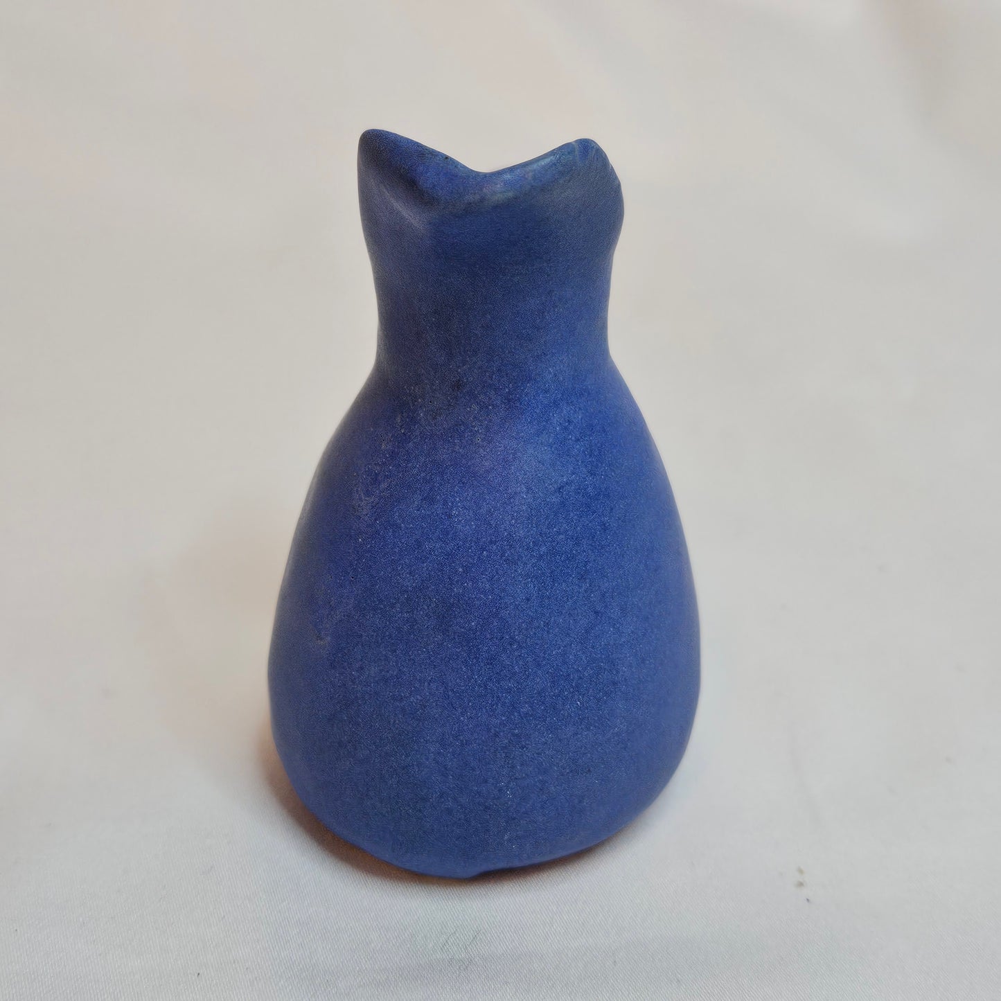 Vintage Niloak Pottery miniature pitchers, 3.25 inches tall