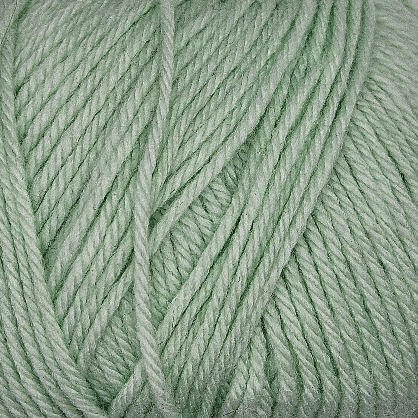 Baby Bee Sweet Delight yarn, 60% acrylic 40% polyamide