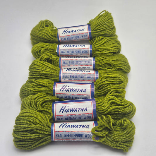 Hiawatha Needlepoint Wool 7 Skeins 627 Lettuce Green 40 Yds each Free Shipping
