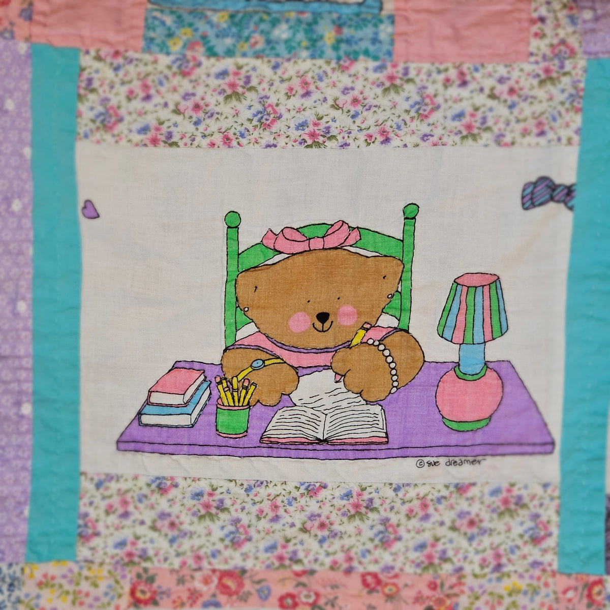 Vintage hand-quilted Sue Dreamer bear quilt, 66 x 58 inches