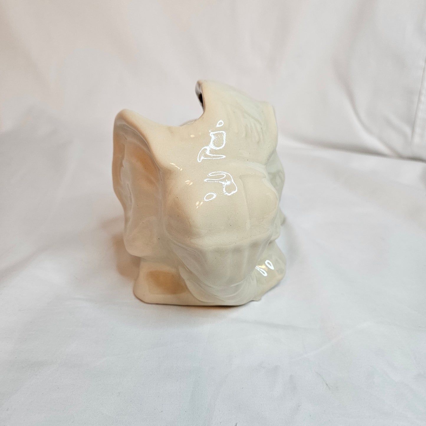 Niloak 1940s Circus Elephant planter, designed by Joe Alley, cream