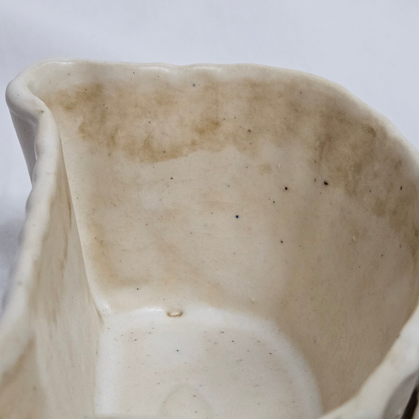Vintage Niloak Kangaroo planter, WWII era