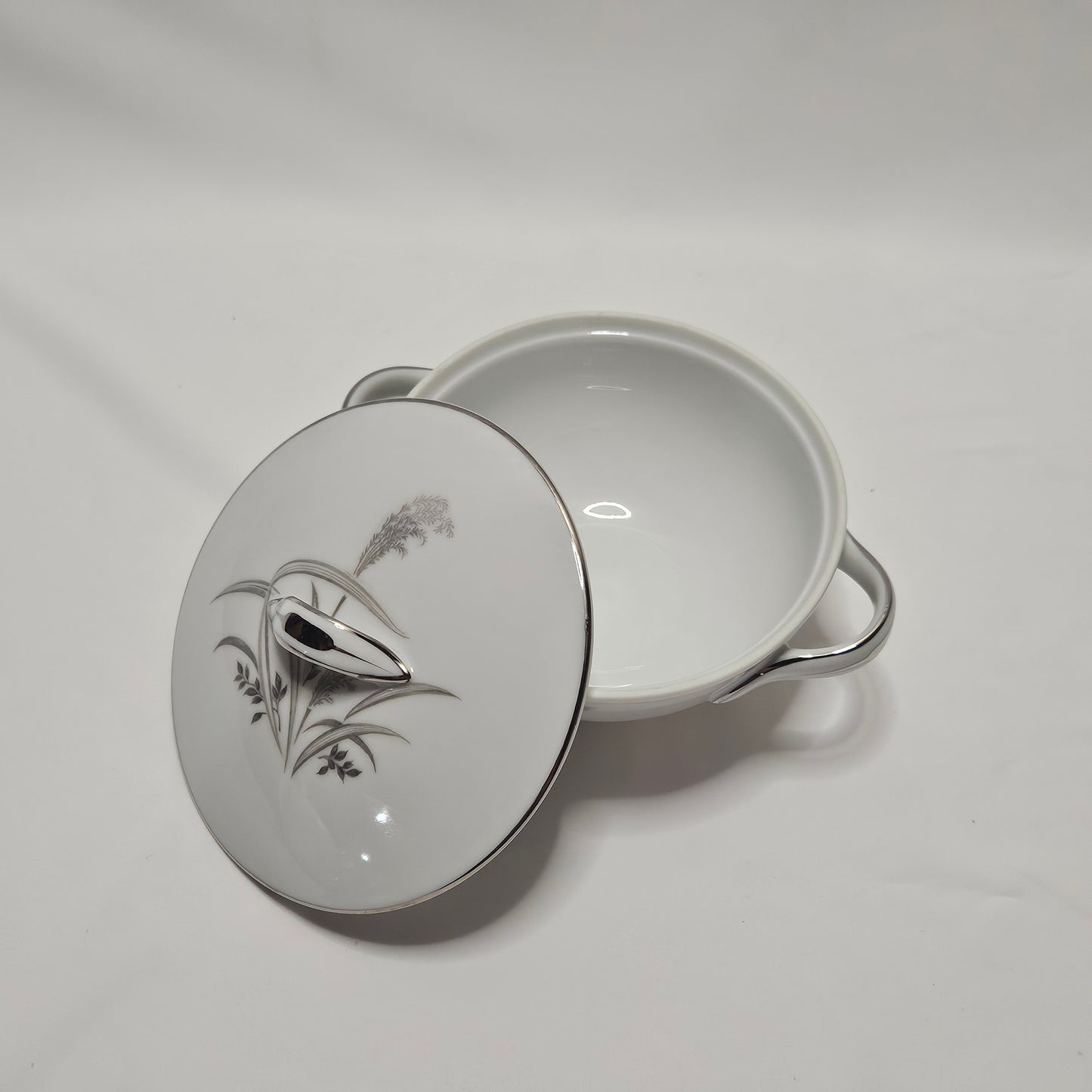 Wentworth China Silver Wheat sugar bowl and cream pitcher set