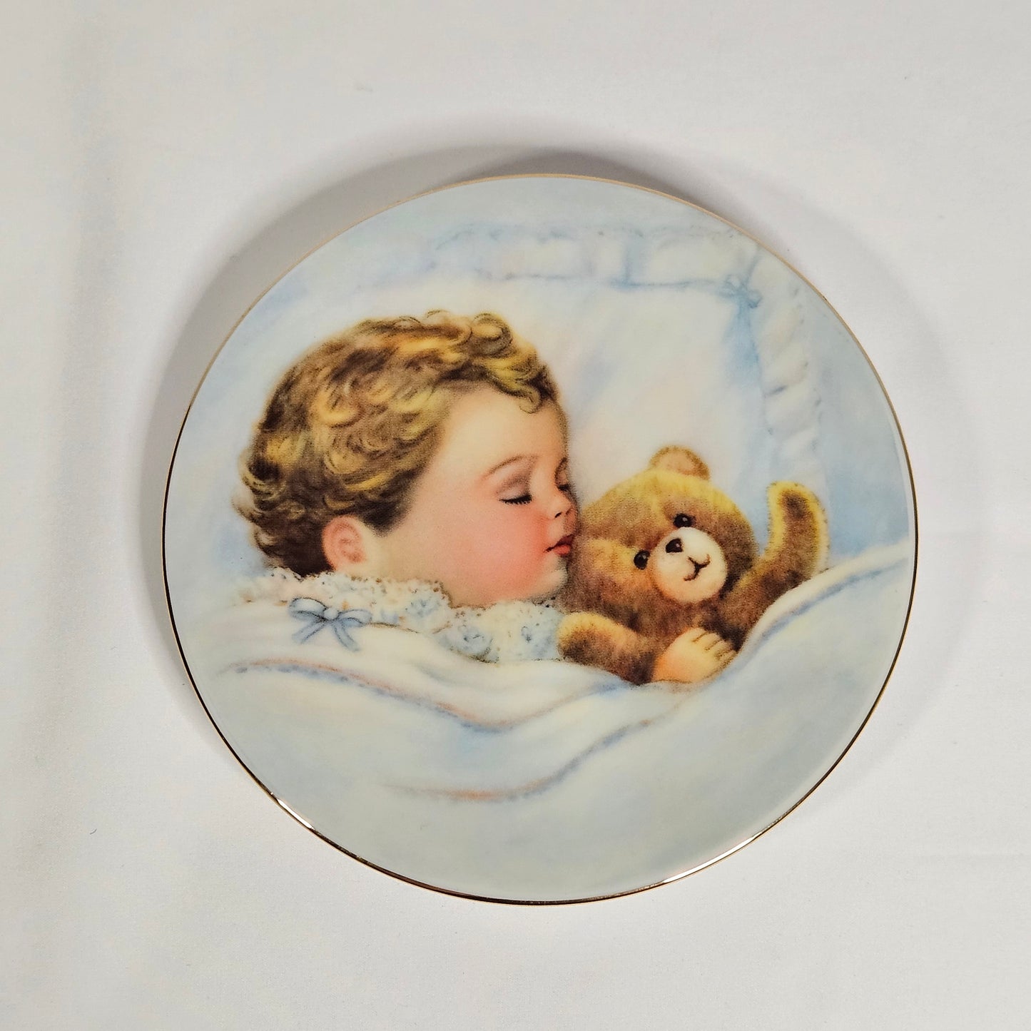 Vintage Avon Keepsake Baby Plate with gold trim, 1992, by Rosanne Kaloustian