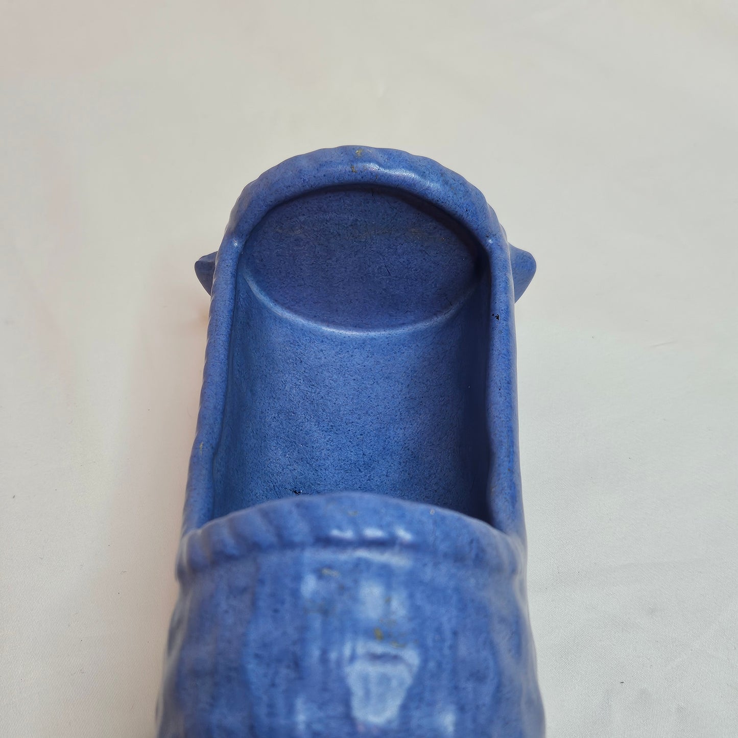 Vintage Niloak Pottery Cradle in Ozark Blue