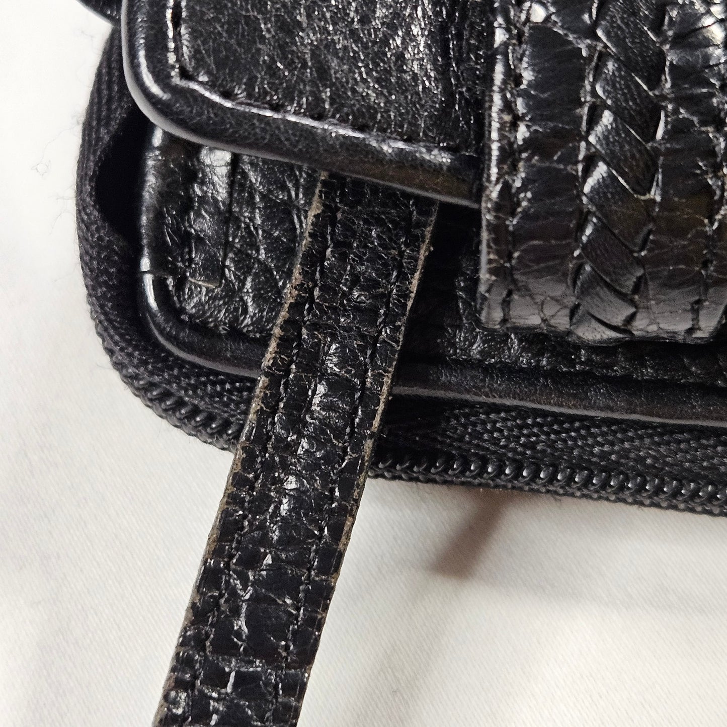 Vintage Brighton crossbody bag, pebbled leather with floral interior