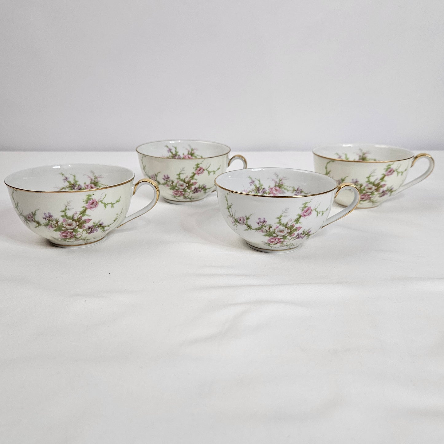 Haviland New York Rosalinde tea cups in white, France, set of 4